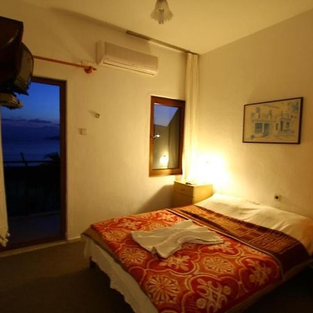 Kalkan Gul Pension Rum bild