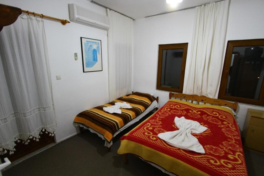 Kalkan Gul Pension Rum bild