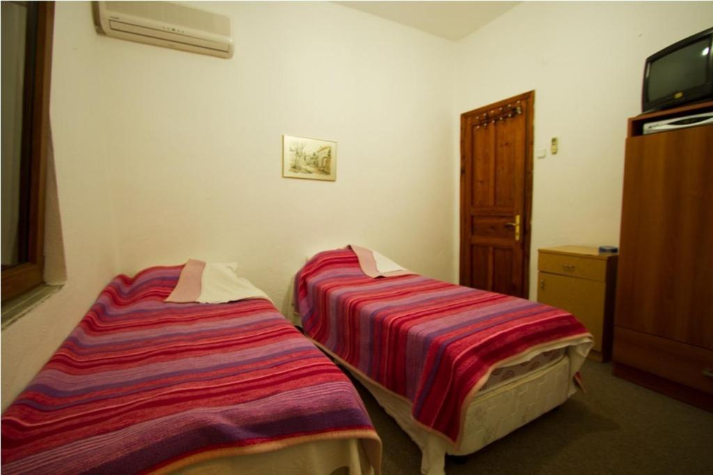Kalkan Gul Pension Rum bild