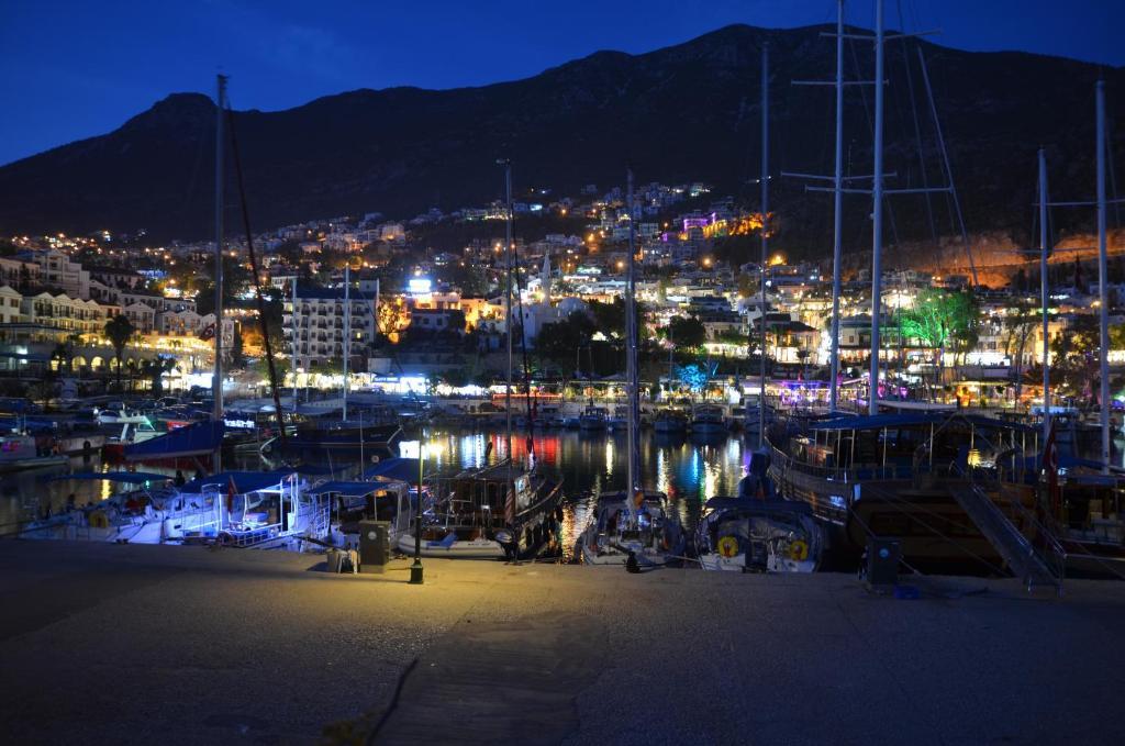 Kalkan Gul Pension Exteriör bild